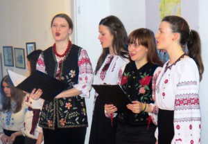 Квартет (зліва): Емілія Пиж, Юлія Онишканич, Ольга Пиж і Ксеня Онишканич