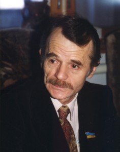 Мустафа Джемілев (2003 р.)