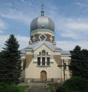 Сучасний вид на церкву Святого Івана Золотоустого в Полянах