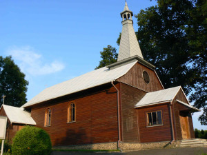 Церква в Сянічку. Фото автора статті