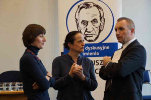 Учасники дискусії (зліва): О. Попович, Б. Бердиховська та П. Тима. Фото Григорія Сподарика.