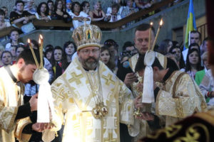 глава УГКЦ Святослав відправляв для молоді Архиєрейську Божественну Літургію.